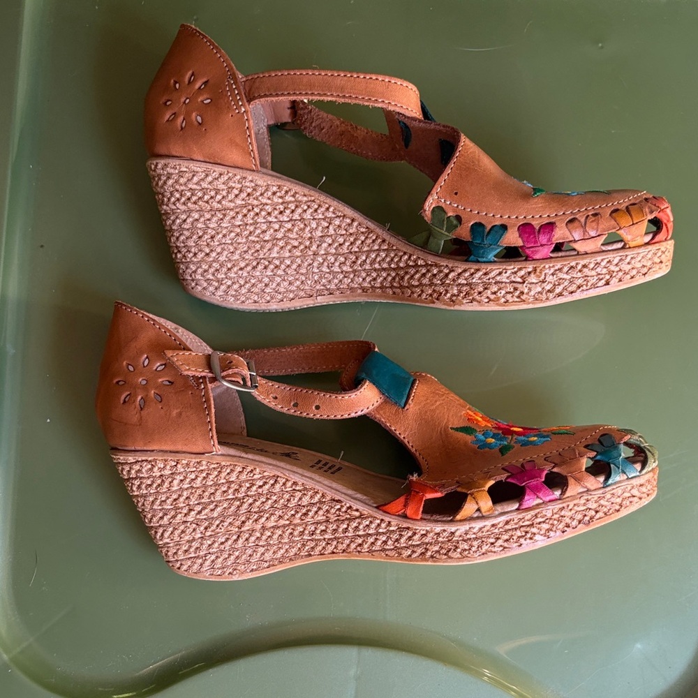 Handmade Leather Multicolor Floral Wedge Sandals - Picture 5 of 5